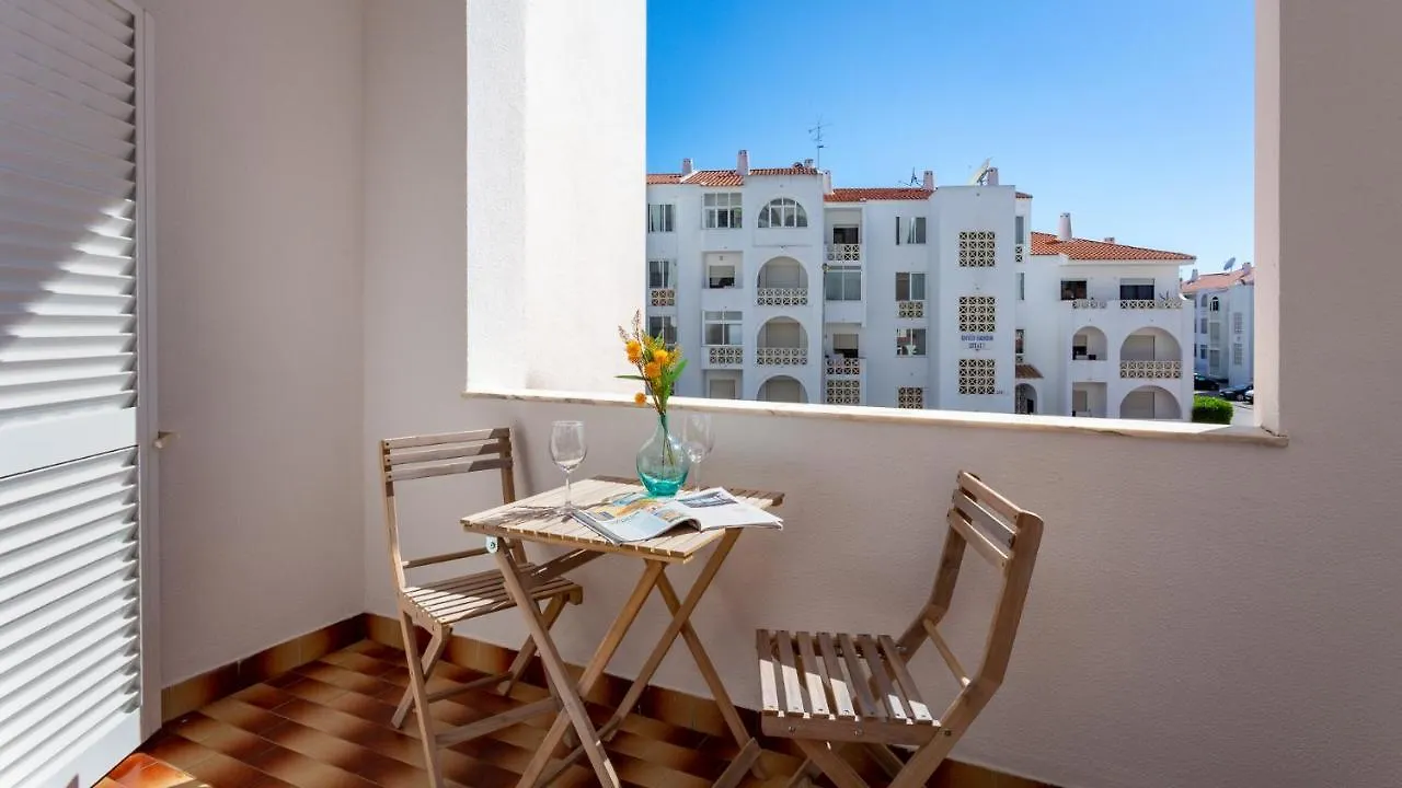 Apartment Duas Palmeiras By Lovelystay Albufeira